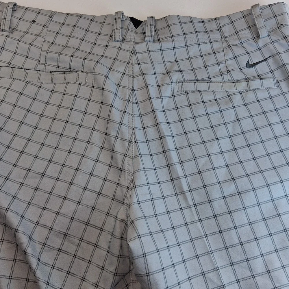 Nike Golf Shorts Mens 36 Gray Check Dri Fit Performance Chino Flat Front